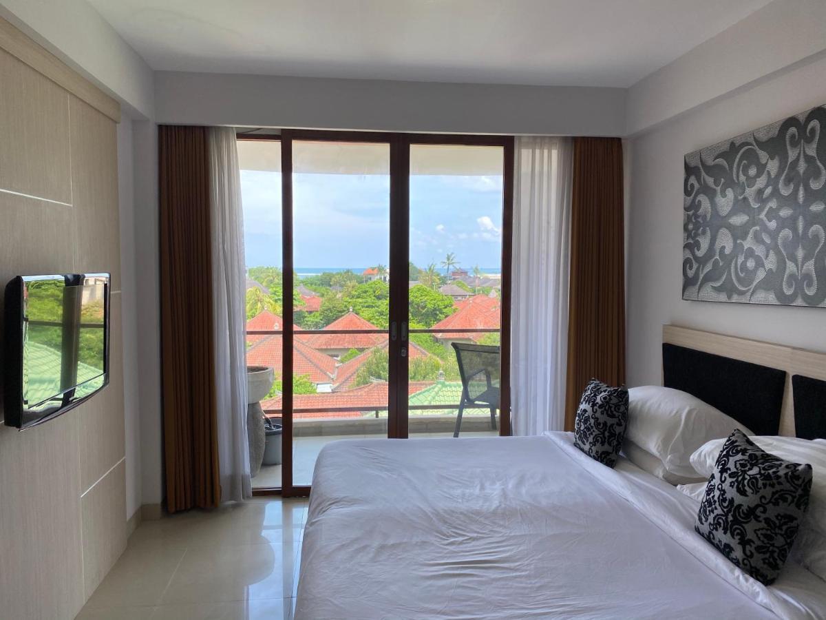 Stylish 2 Bedroom Penthouse Apt, Newly Refreshed, 50 Mbps, Pool, Gym, Resto Кута Екстер'єр фото